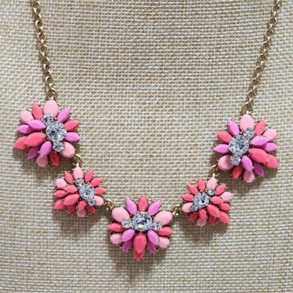 J. Crew Pink‎ Coral Floral Crystal Statement Necklace Gold Tone Bib Sunburst
